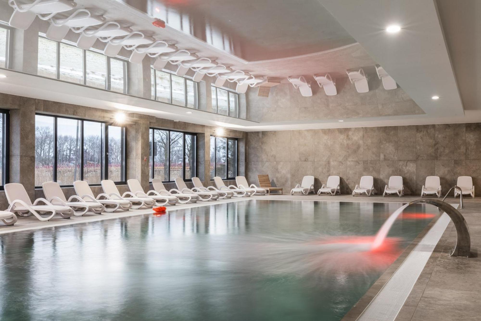 Stela Water Side Apartment - Swimming Pool & Sauna By Renters Prestige Dziwnow Ngoại thất bức ảnh